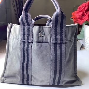 Authentic Hermès Fourre tout